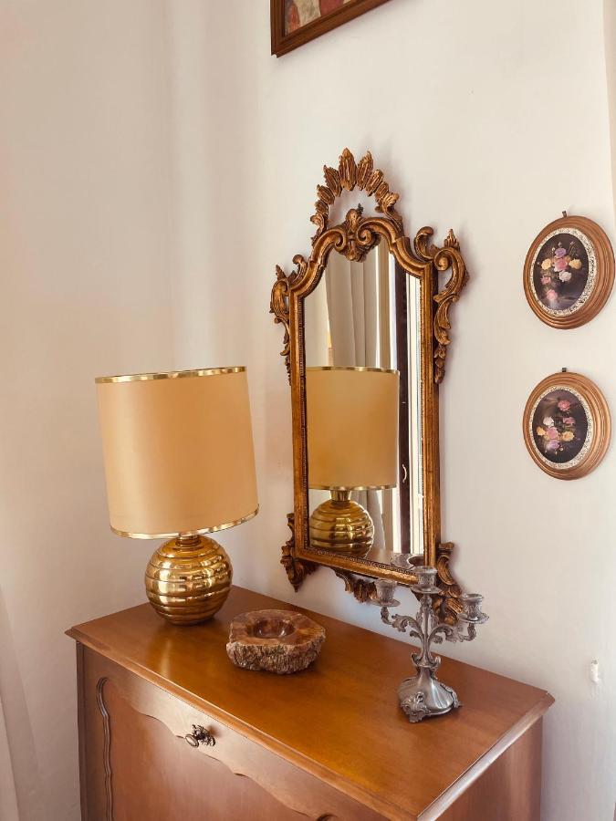 Appartamento retrò-chic in La Spezia Exterior foto