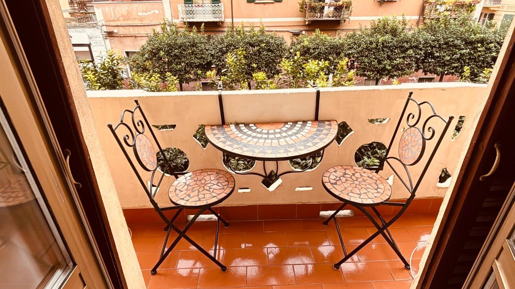 Appartamento retrò-chic in La Spezia Exterior foto